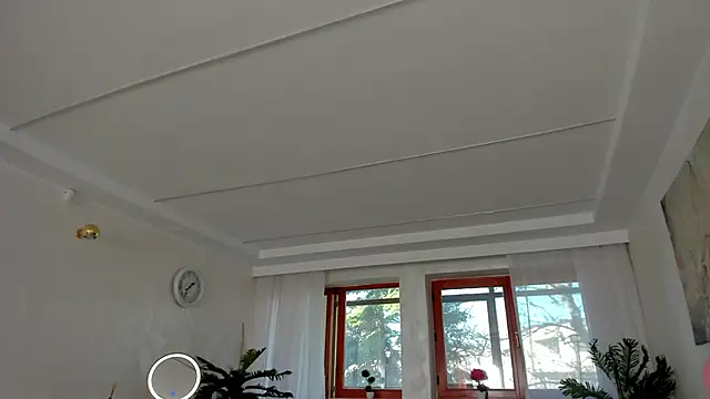 Snapshot of TiffanyHouston_ chatting on 03-07-25, 06:57 TiffanyHouston online show from 03-07-25, 06:57