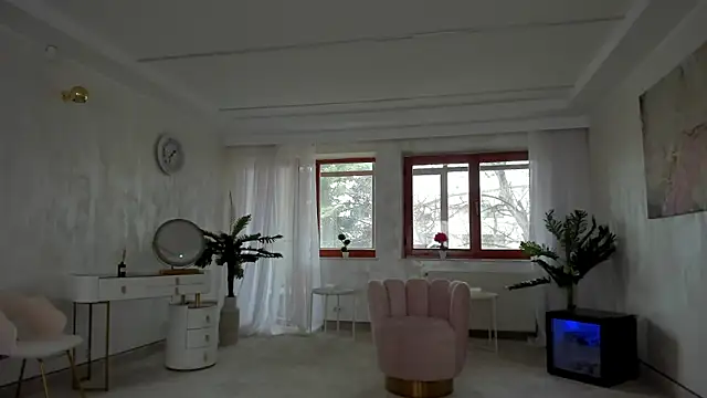 Snapshot of TiffanyHouston_ chatting on 03-14-25, 08:32 TiffanyHouston online show from 03-14-25, 08:32