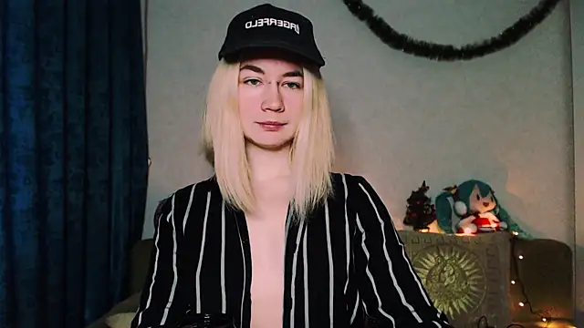 xxxcharismaaa online show from 01-02-25, 06:07