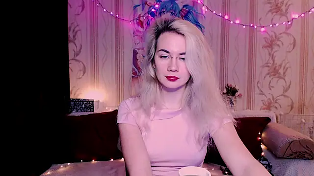 xxxcharismaaa online show from 04-12-26, 05:40