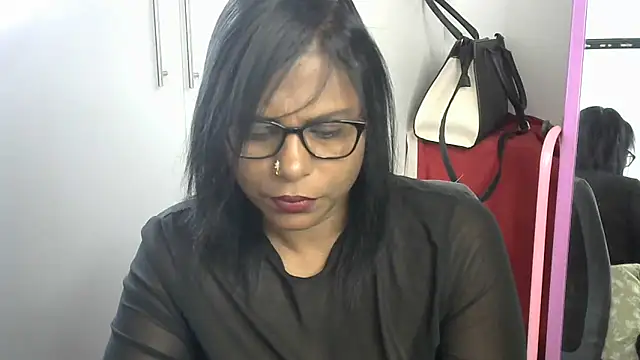 Snapshot of sunshinelady_ chatting on 01-13-25, 09:08 sunshinelady online show from 01-13-25, 09:08