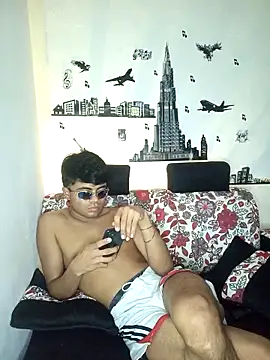 Snapshot of pinedasex777 chatting on 03-06-25, 02:19 pinedasex777 online show from 03-06-25, 02:19
