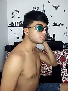 Snapshot of pinedasex777 chatting on 03-10-25, 11:38 pinedasex777 online show from 03-10-25, 11:38