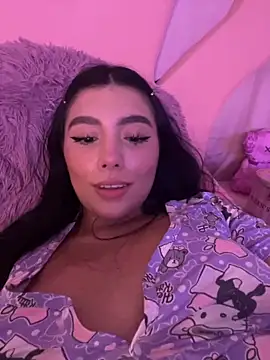 shantall vidales  online show from 10-09-25, 08:56