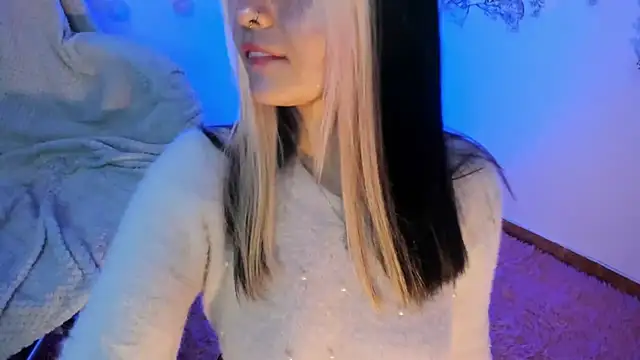 Snapshot of Sammysammy_ chatting on 12-22-24, 07:44 Sammysammy online show from 12-22-24, 07:44