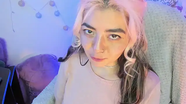 Snapshot of Sammysammy_ chatting on 01-04-25, 07:13 Sammysammy online show from 01-04-25, 07:13