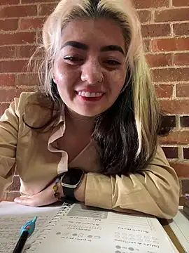 Snapshot of Sammysammy_ chatting on 01-16-25, 07:52 Sammysammy online show from 01-16-25, 07:52