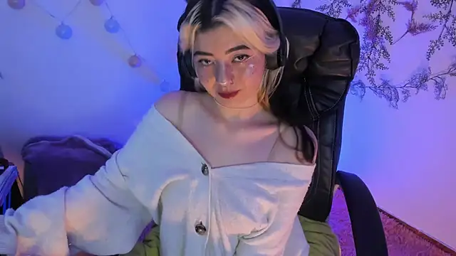 Snapshot of Sammysammy_ chatting on 02-11-25, 03:08 Sammysammy online show from 02-11-25, 03:08