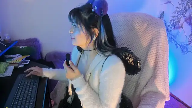 Snapshot of Sammysammy_ chatting on 10-12-25, 07:40 Sammysammy online show from 10-12-25, 07:40