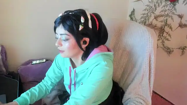 Snapshot of Sammysammy_ chatting on 11-02-25, 02:58 Sammysammy online show from 11-02-25, 02:58