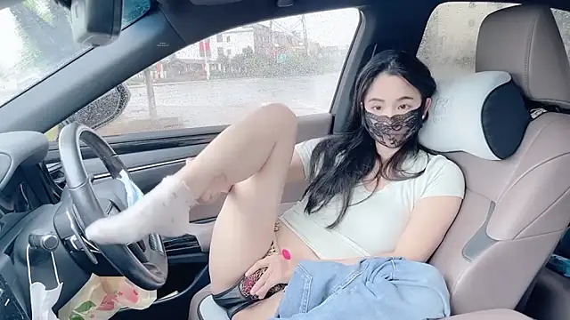 orla2021 online show from 10-18-25, 02:14