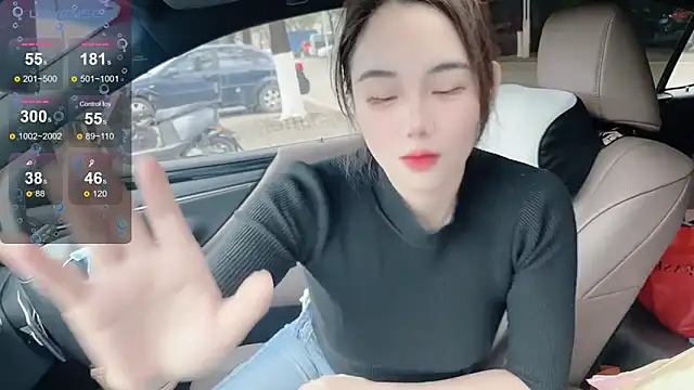 Snapshot of orla2021 chatting on 12-22-25, 01:02 orla2021 online show from 12-22-25, 01:02