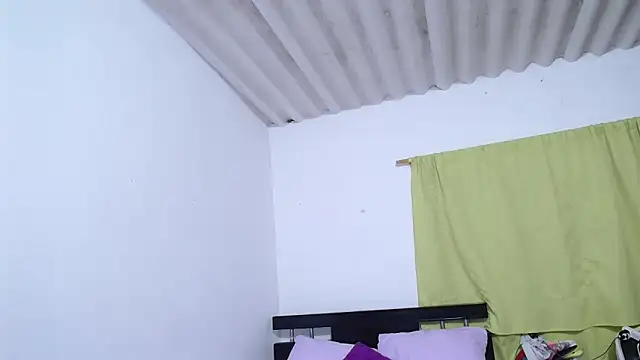 Snapshot of sexxy_ticki chatting on 12-13-24, 12:42 sexxy ticki online show from 12-13-24, 12:42