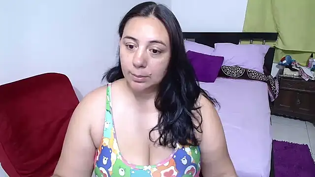 Snapshot of sexxy_ticki chatting on 12-17-24, 12:12 sexxy ticki online show from 12-17-24, 12:12