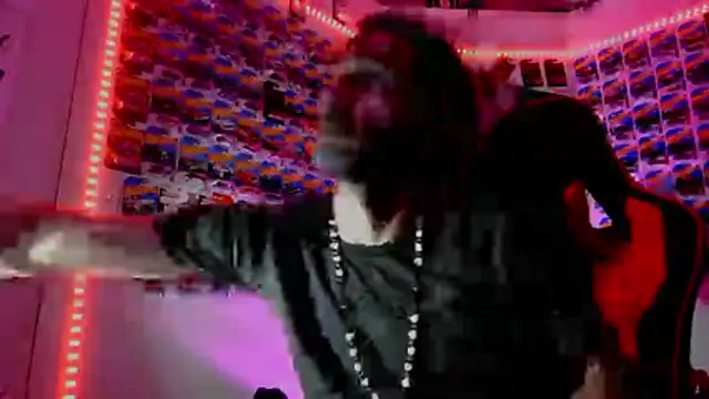 Snapshot of Alphaomega7881 chatting on 10-29-25, 07:32 Alphaomega7881 online show from 10-29-25, 07:32