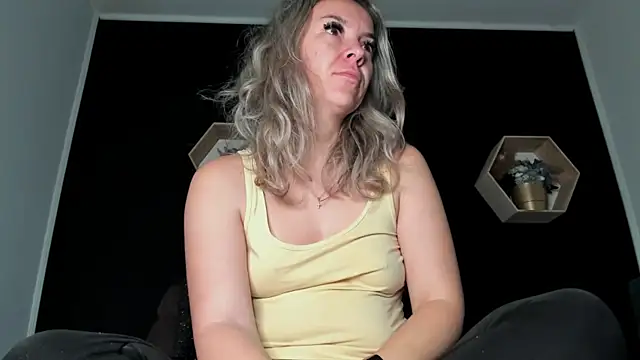 Alesys69 online show from 11-07-25, 02:22