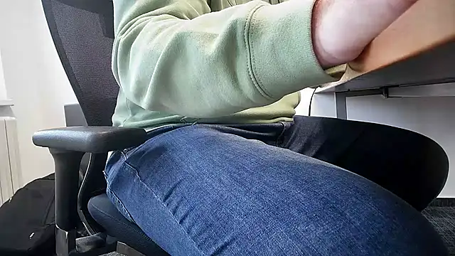 69bezfleku online show from 02-07-25, 06:56