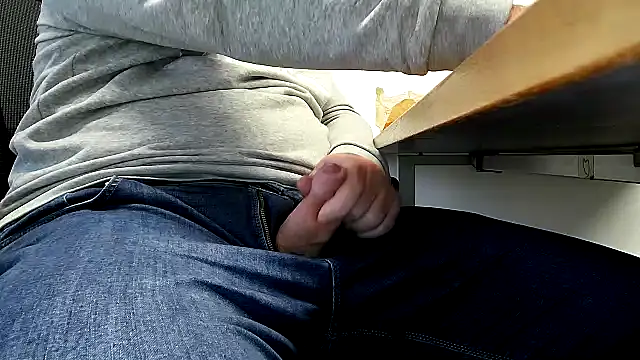 69bezfleku online show from 02-17-25, 03:53