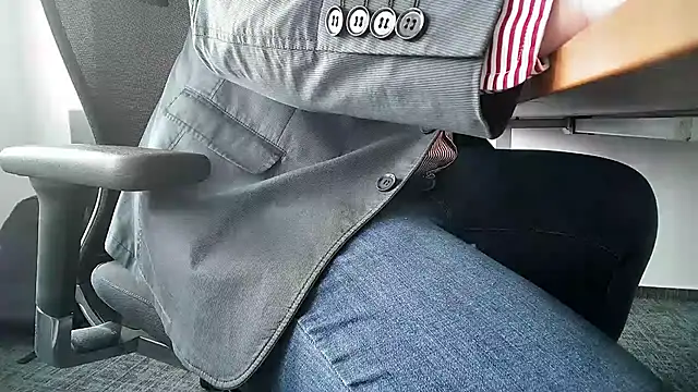 69bezfleku online show from 03-11-25, 01:34