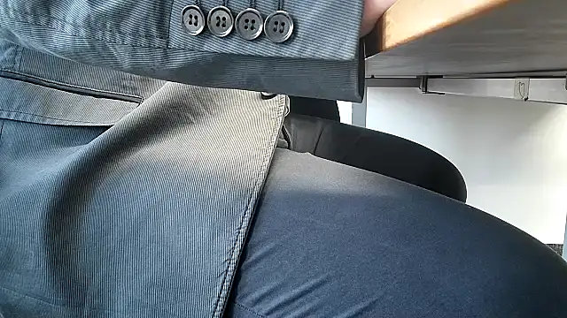 Snapshot of 69bezfleku chatting on 01-13-26, 08:30 69bezfleku online show from 01-13-26, 08:30