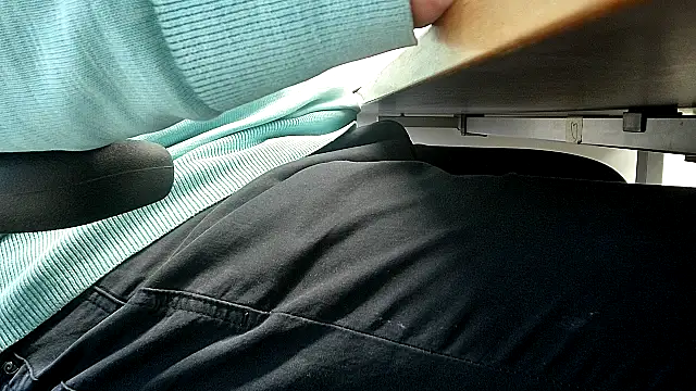 Snapshot of 69bezfleku chatting on 02-05-26, 07:24 69bezfleku online show from 02-05-26, 07:24