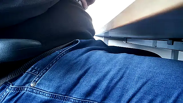 Snapshot of 69bezfleku chatting on 02-24-26, 07:50 69bezfleku online show from 02-24-26, 07:50