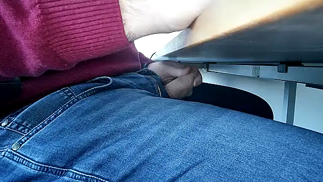 Snapshot of 69bezfleku chatting on 02-25-26, 07:07 69bezfleku online show from 02-25-26, 07:07