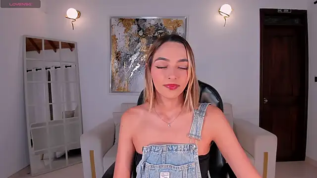 MelissaMoore  online show from 04-19-26, 10:14