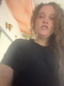 Snapshot of smokyjane chatting on 01-12-26, 05:07 smokyjane online show from 01-12-26, 05:07