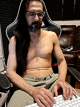 Youreherewithme online show from 05-18-26, 12:07