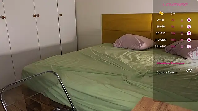 AliceKingsleigh online show from 02-10-26, 07:45