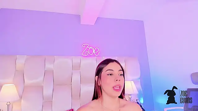 Snapshot of Zoe_Evans_ chatting on 12-02-24, 12:18 Zoe Evans online show from 12-02-24, 12:18