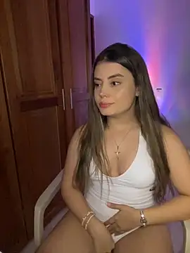 Snapshot of Miss_valeriaa chatting on 10-21-25, 11:05 Miss valeriaa online show from 10-21-25, 11:05