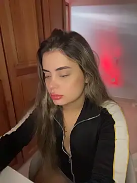 Miss valeriaa online show from 04-19-26, 10:01