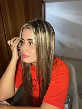 Miss valeriaa online show from 05-06-26, 09:42