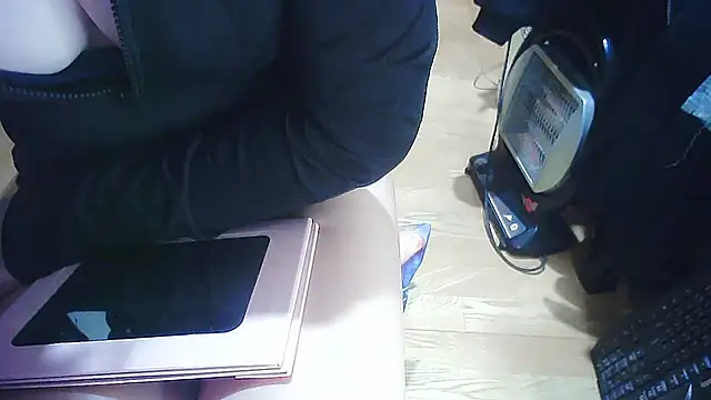 Snapshot of cindy01113520 chatting on 01-30-25, 12:50 cindy01113520 online show from 01-30-25, 12:50