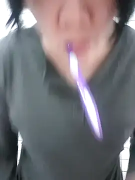 Snapshot of cindy01113520 chatting on 02-05-25, 02:16 cindy01113520 online show from 02-05-25, 02:16