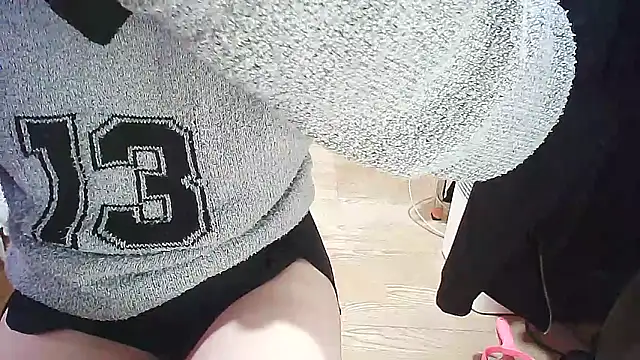 Snapshot of cindy01113520 chatting on 02-19-25, 02:23 cindy01113520 online show from 02-19-25, 02:23