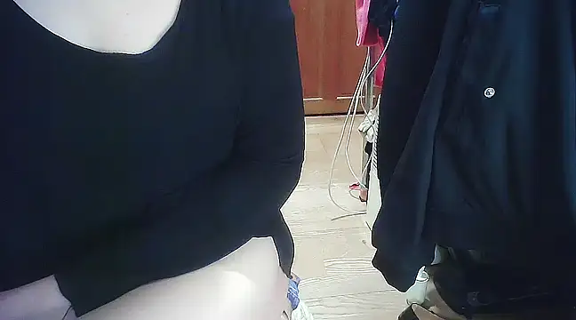 Snapshot of cindy01113520 chatting on 03-15-25, 02:34 cindy01113520 online show from 03-15-25, 02:34