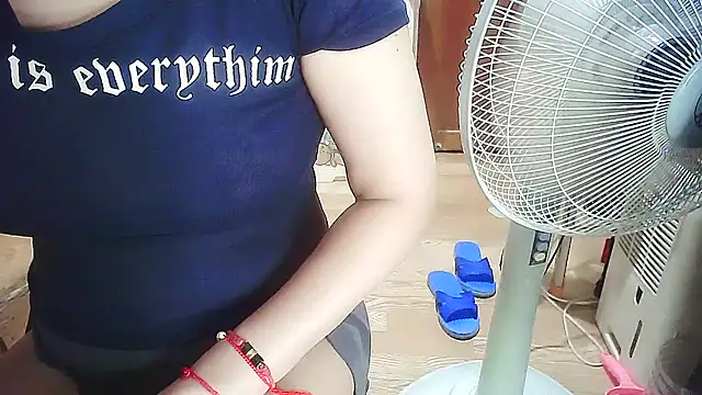 Snapshot of cindy01113520 chatting on 12-01-25, 08:25 cindy01113520 online show from 12-01-25, 08:25