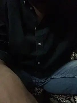 Rajbir0071 online show from 10-25-25, 06:43