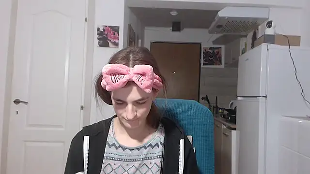 simyhvn online show from 02-20-25, 04:57