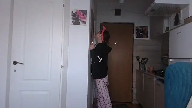 simyhvn online show from 03-10-25, 05:11