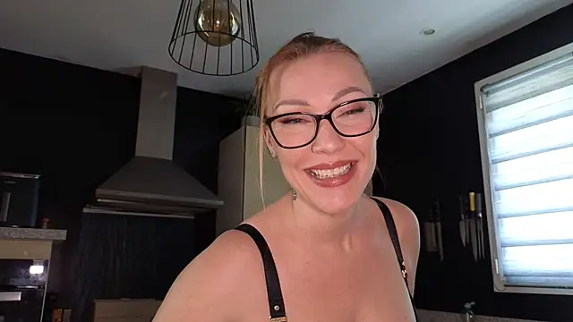 Sacha-xx online show from 01-15-26, 12:54