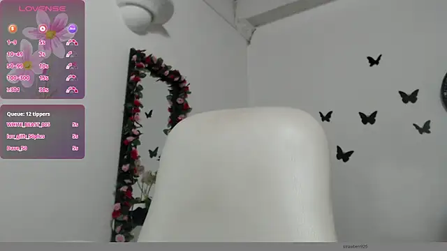 Snapshot of stepmother_105 chatting on 02-14-25, 09:53 stepmother 105 online show from 02-14-25, 09:53
