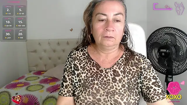 Snapshot of stepmother_105 chatting on 09-13-25, 06:08 stepmother 105 online show from 09-13-25, 06:08