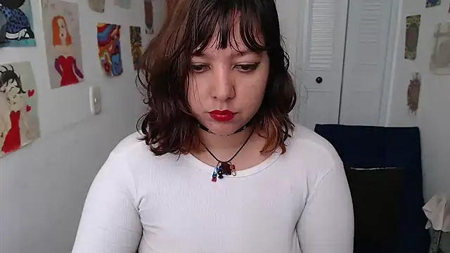 soynanabela28 online show from 05-19-26, 06:58