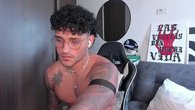 Alessandro Vanni online show from 10-02-25, 02:02