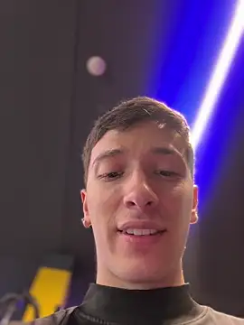 Thiago jones online show from 11-10-25, 04:28