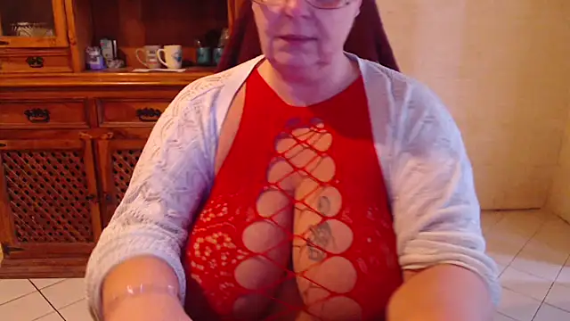 MISS LINDAH online show from 02-13-26, 06:20